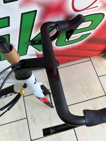 Used Colnago V5Rs Shimano Ultegra Di2 2025 2025 Road & Gravel — image 7 of 13