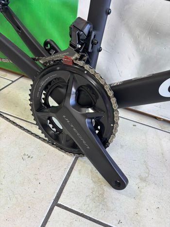 Used Colnago V5Rs Shimano Ultegra Di2 2025 2025 Road & Gravel — image 5 of 13