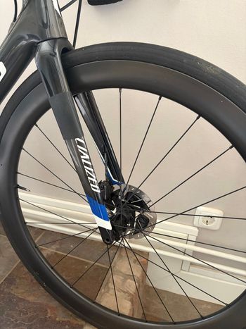 Used Specialized S-Works Tarmac SL6 Disc - Dura Ace Di2 2019 2019 Road & Gravel — image 3 of 6