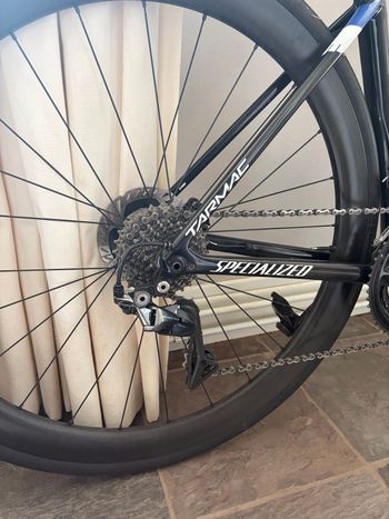 Used Specialized S-Works Tarmac SL6 Disc - Dura Ace Di2 2019 2019 Road & Gravel — image 2 of 6