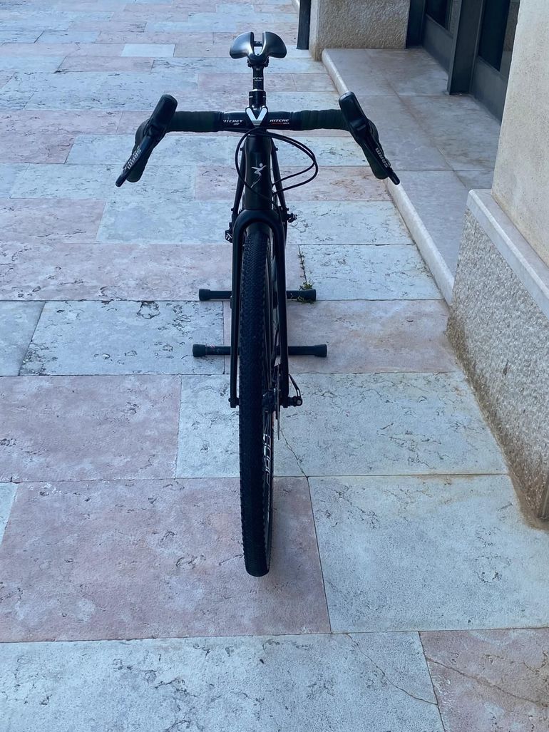 Used biesse Biesse Full Carbon SRAM Apex Ruote DT Swiss G1800 Spline 2024 Road & Gravel, Black — image 3 of 7