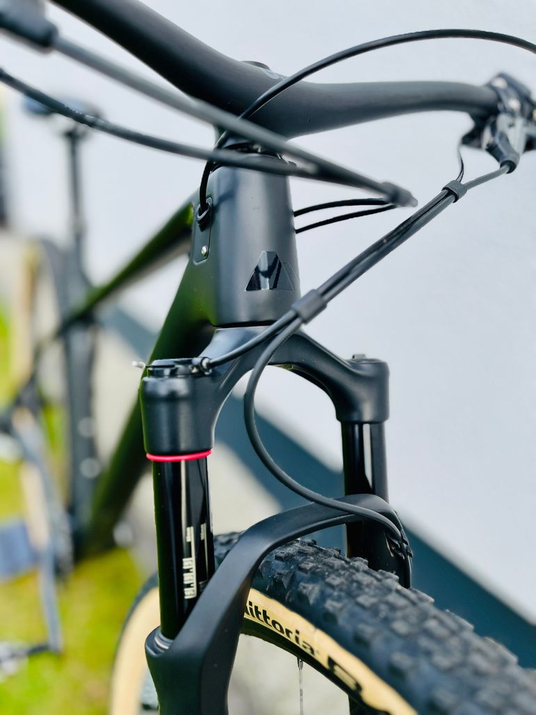 Used Canyon Exceed CF SL 7.0 Pro Race 2018 2018 Mountainbike — image 4 of 20