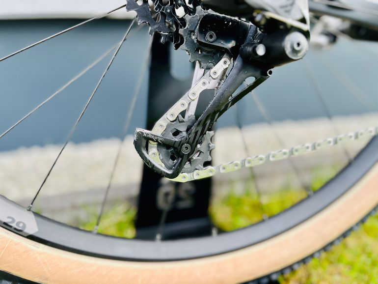 Used Canyon Exceed CF SL 7.0 Pro Race 2018 2018 Mountainbike — image 17 of 20