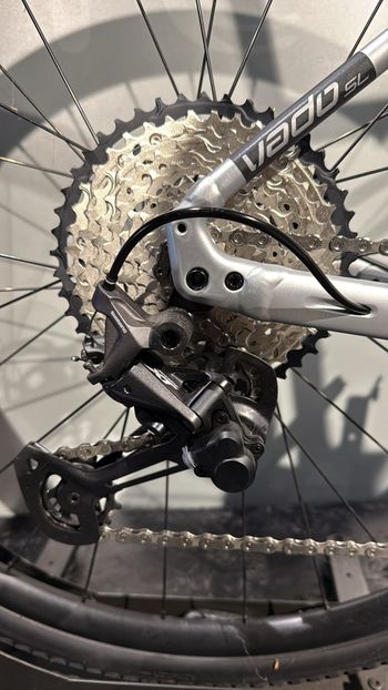 Used Specialized Turbo Vado SL 5.0 2021 2021 Urban, Light Gray — image 5 of 12