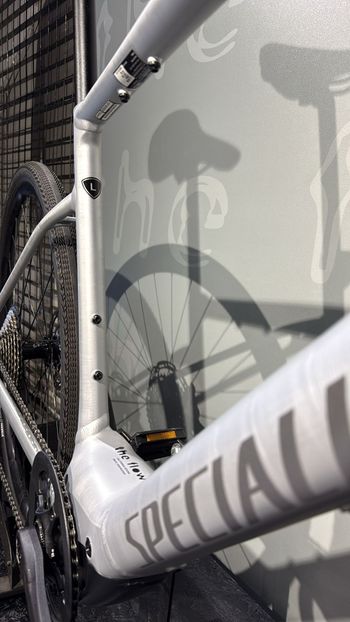 Used Specialized Turbo Vado SL 5.0 2021 2021 Urban, Light Gray — image 4 of 12
