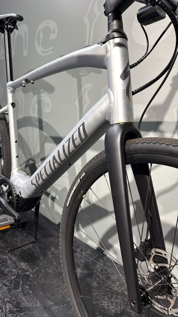 Used Specialized Turbo Vado SL 5.0 2021 2021 Urban, Light Gray — image 3 of 12