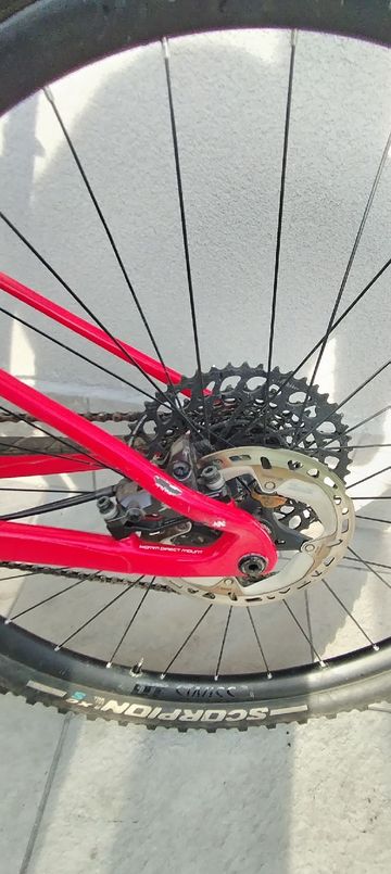 Trek Supercaliber SRAM GX Eagle AXS 2020 Mountainbike usato, Rosso — immagine 9 di 9