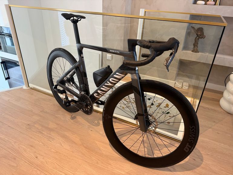 Used Canyon Aeroad CF SLX 7 AXS SPEED 2026 2026 Road & Gravel — image 1 of 3