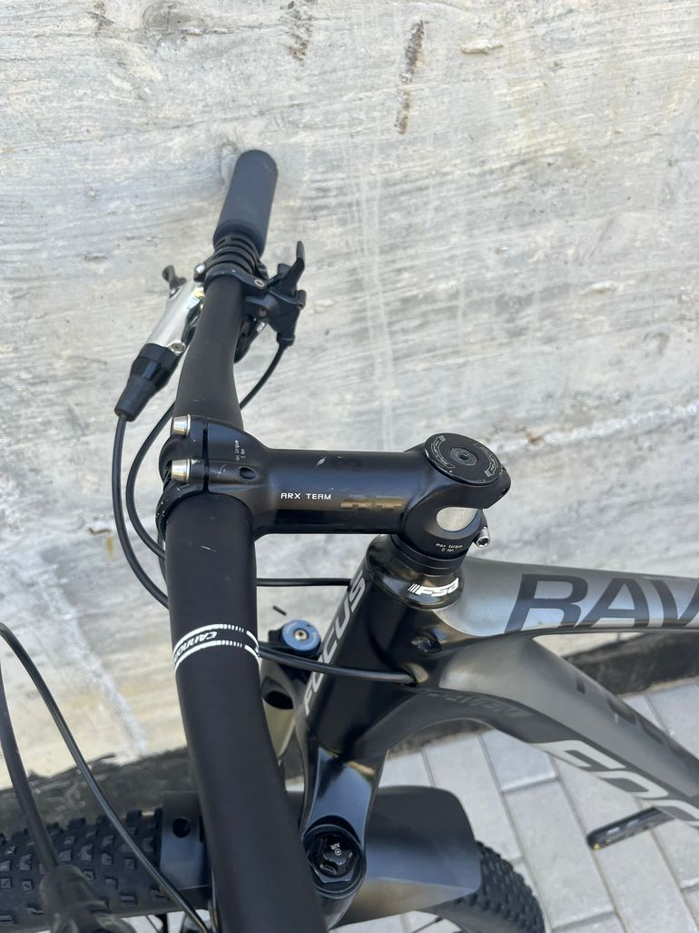 Used Focus Raven 2019 FCC 2019 Mountainbike, Black — image 7 of 12