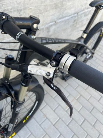 Used Focus Raven 2019 FCC 2019 Mountainbike, Black — image 5 of 12