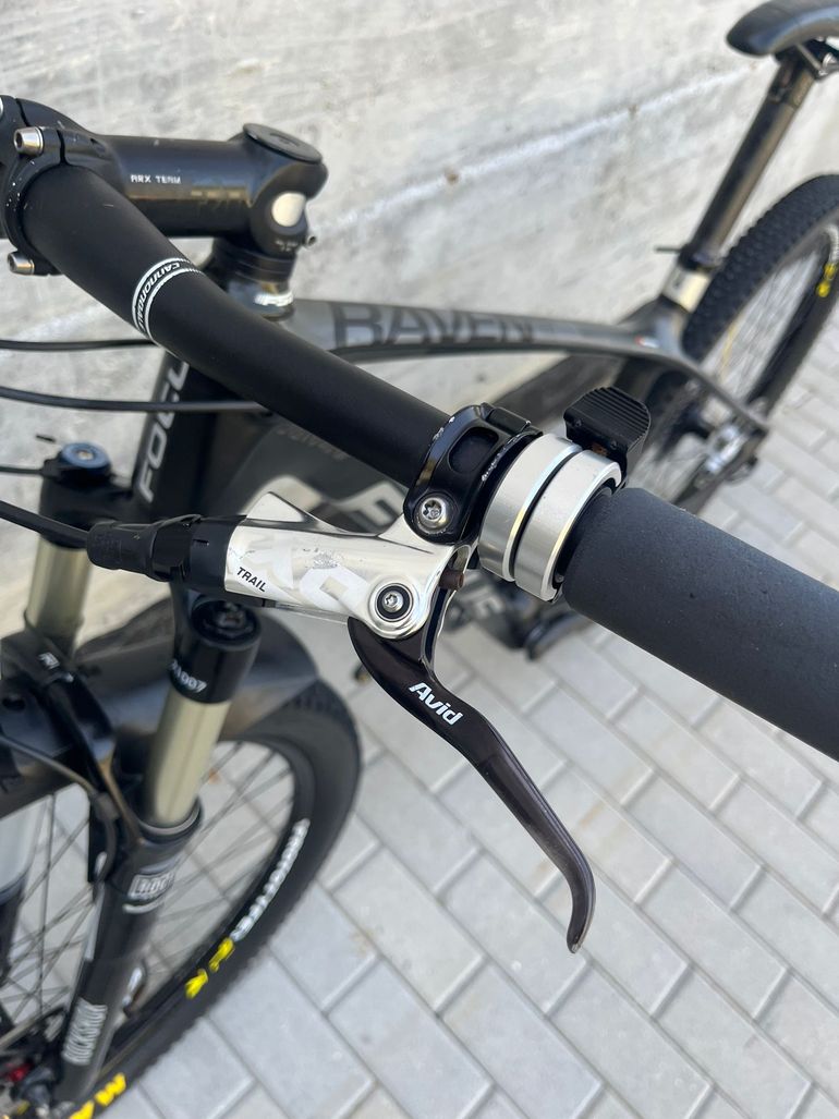 Used Focus Raven 2019 FCC 2019 Mountainbike, Black — image 5 of 12