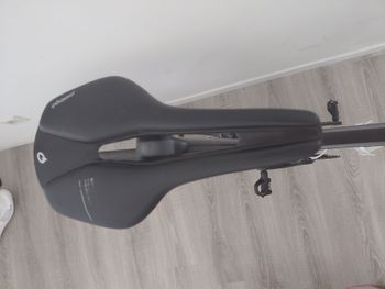 Used Canyon Aeroad SRAM Red eTap AXS 2018 Road & Gravel, Black — image 7 of 8