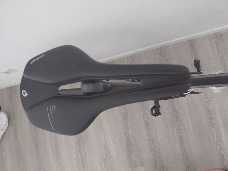 Used Canyon Aeroad SRAM Red eTap AXS 2018 Road & Gravel, Black — image 7 of 8