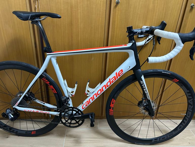 Used Cannondale Synapse Hi-MOD Disc Ultegra Di2 2017 2017 Road & Gravel, White — image 1 of 11