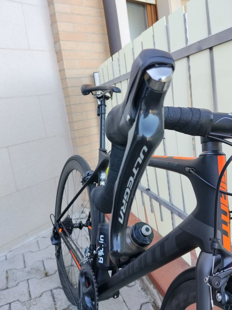 Used Giant TCR Advanced SL 0 - RED 2018 2018 Road & Gravel, Black — image 9 of 21