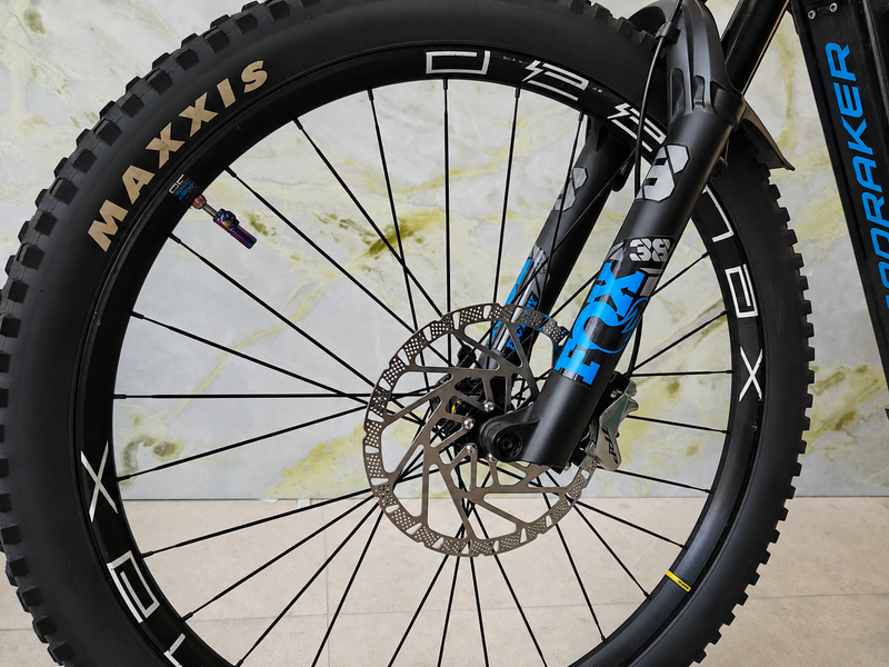 Używany Mondraker CRAFTY R 2023 2023 Mountainbike — zdjęcie 3 z 8