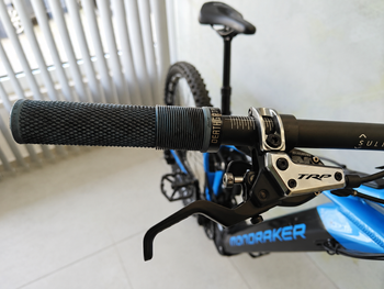 Used Mondraker CRAFTY R 2023 2023 Mountainbike, Azul — image 4 of 10