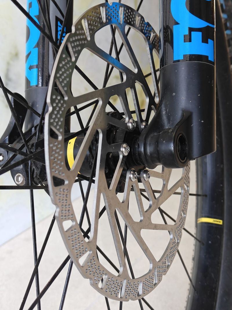 Używany Mondraker CRAFTY R 2023 2023 Mountainbike — zdjęcie 6 z 8