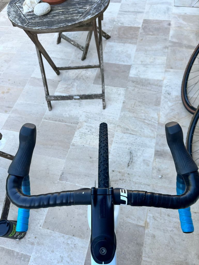 Used CUBE Cross SRAM Rival eTap AXS 2025 Road & Gravel, White — image 9 of 14