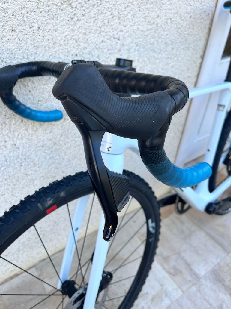 Used CUBE Cross SRAM Rival eTap AXS 2025 Road & Gravel, White — image 8 of 14