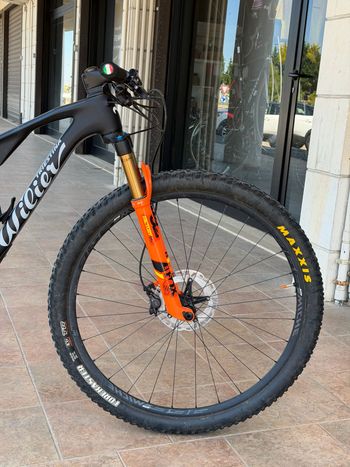 Used Wilier URTA SLR SHIMANO XT 1X12S 2023 2023 Mountainbike — image 2 of 6