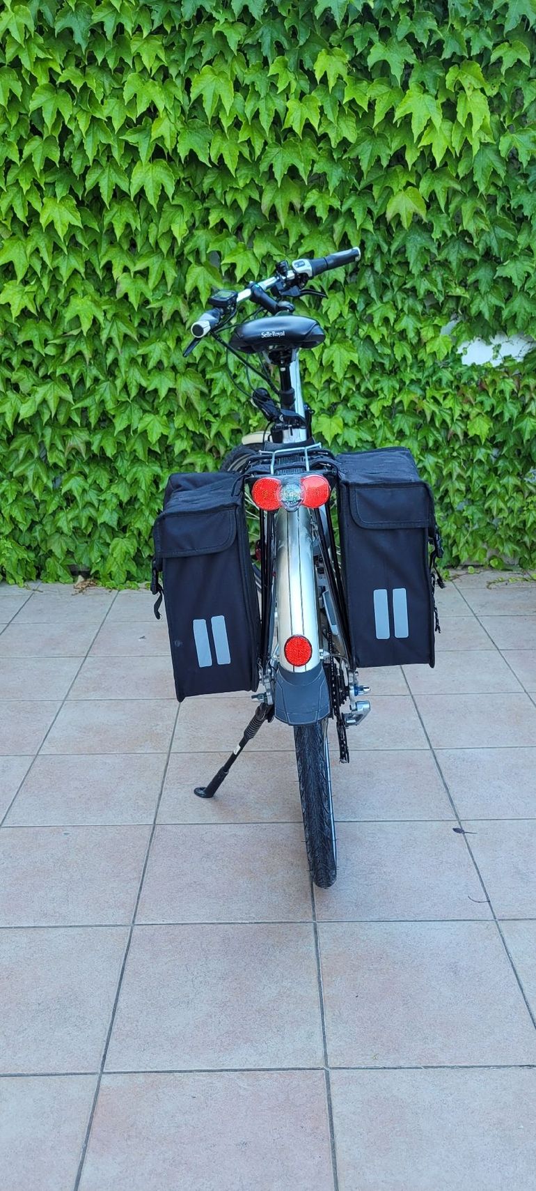 Used Flyer Flyer Custom Shimano Nexus Hub Gear Urban, Light Gray — image 8 of 20