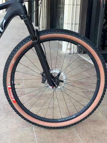 Used Wilier Urta Shimano Deore XT 2025 Mountainbike — image 2 of 10