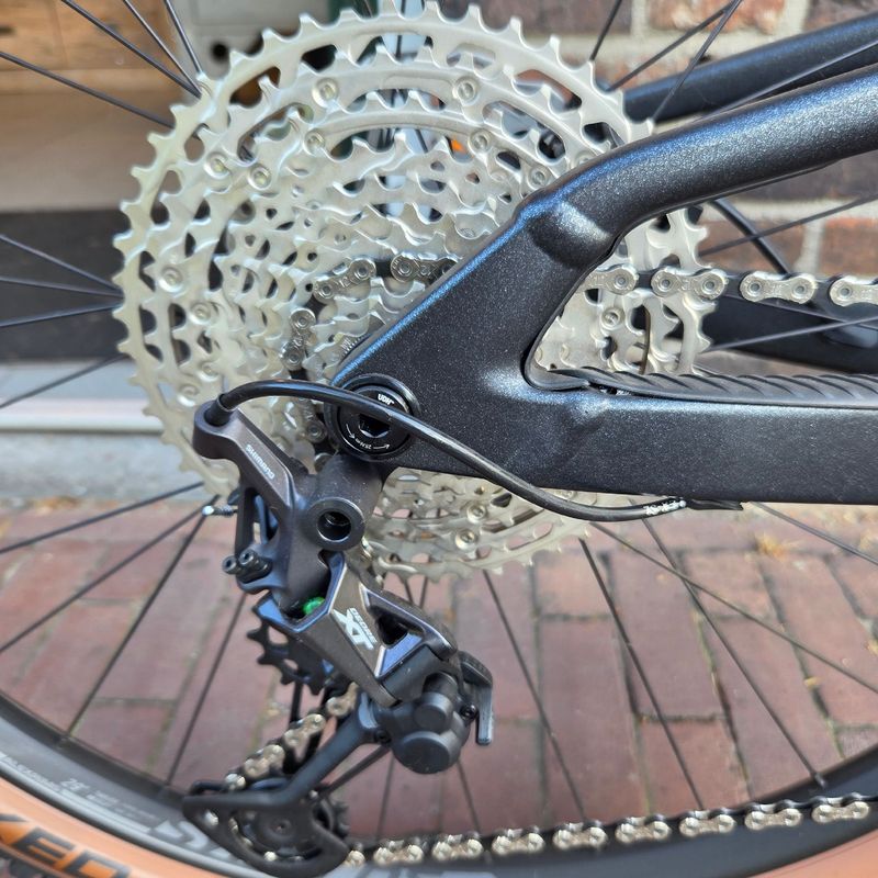 Used Scott Spark 960 2024 2024 Mountainbike, Light Gray, 29 — image 8 of 8