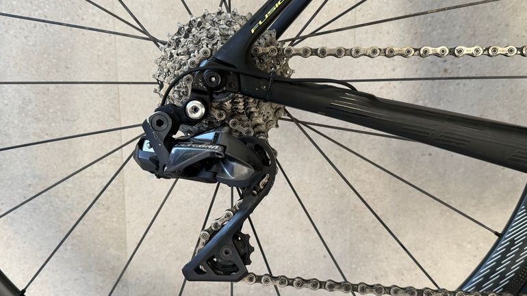 Used BH BH Custom Shimano Ultegra 2022 Road & Gravel — image 2 of 9