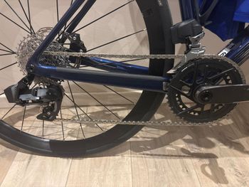 Used Scott Addict 10 2023 2023 Road & Gravel — image 2 of 5
