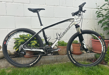 Used Specialized Stumpjumper Expert Carbon 26" 2012 2012 MTB