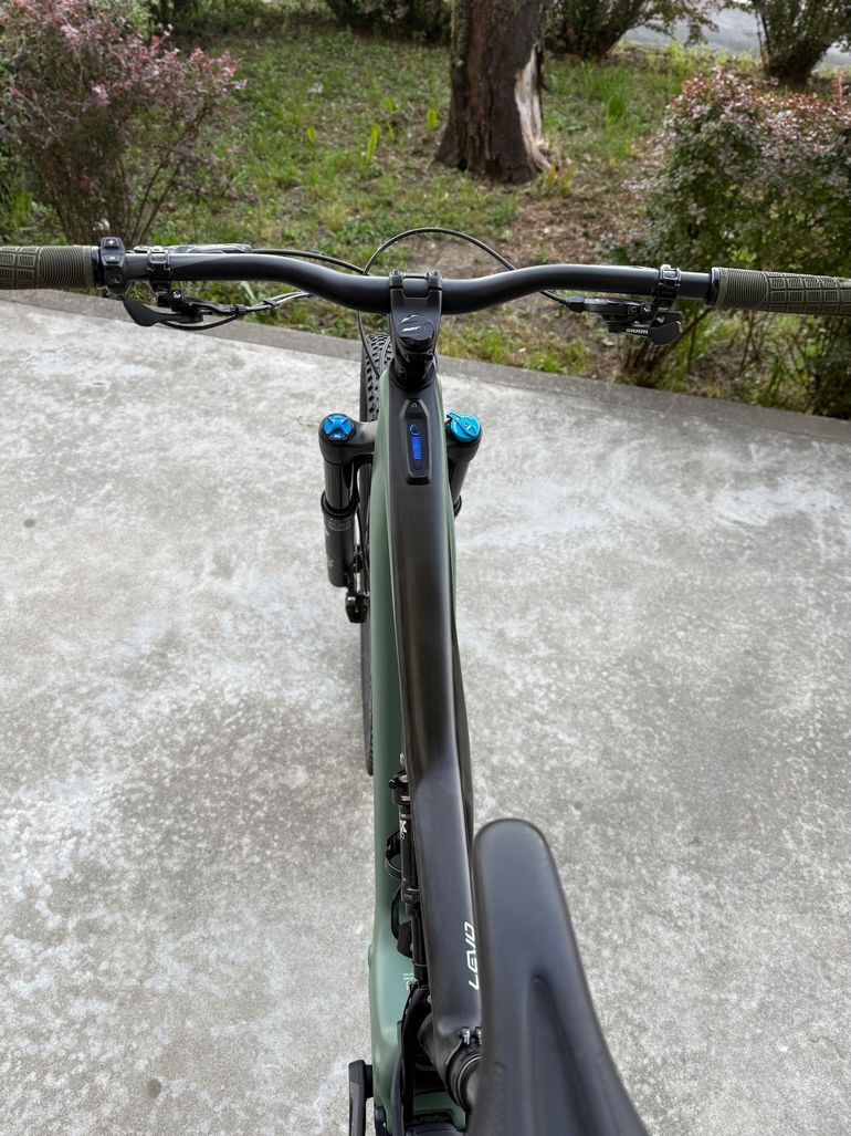 Used Specialized Turbo Levo Expert Carbon 2021 2021 Mountainbike, Green, 29 — image 9 of 11
