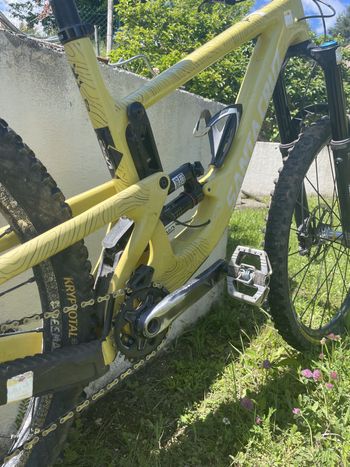 Used Santa Cruz MEGATOWER XT / Coil / Carbon C / 29 2022 2022 Mountainbike, White, 29 — image 3 of 7