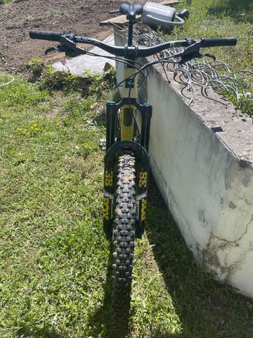 Used Santa Cruz MEGATOWER XT / Coil / Carbon C / 29 2022 2022 MTB