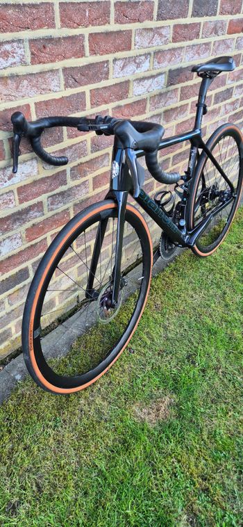Used Bianchi Specialissima - Ultegra Di2 2022 2022 Road & Gravel — image 18 of 19