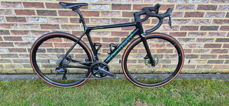 Used Bianchi Specialissima - Ultegra Di2 2022 2022 Road & Gravel