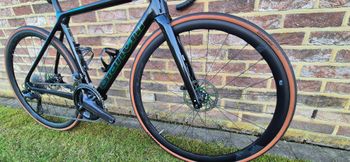 Used Bianchi Specialissima - Ultegra Di2 2022 2022 Road & Gravel — image 3 of 19