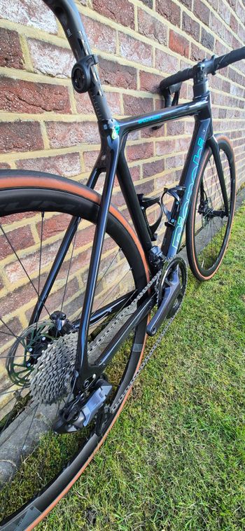 Used Bianchi Specialissima - Ultegra Di2 2022 2022 Road & Gravel — image 11 of 19