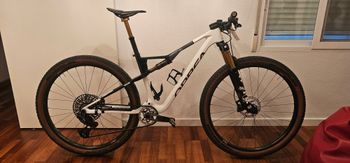 Used Orbea OIZ M-TEAM AXS 2024 2024 Mountainbike — image 10 of 11