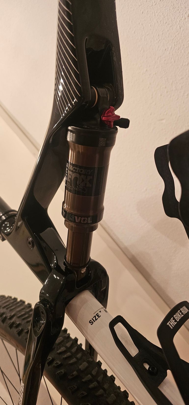 Used Orbea OIZ M-TEAM AXS 2024 2024 Mountainbike — image 7 of 11