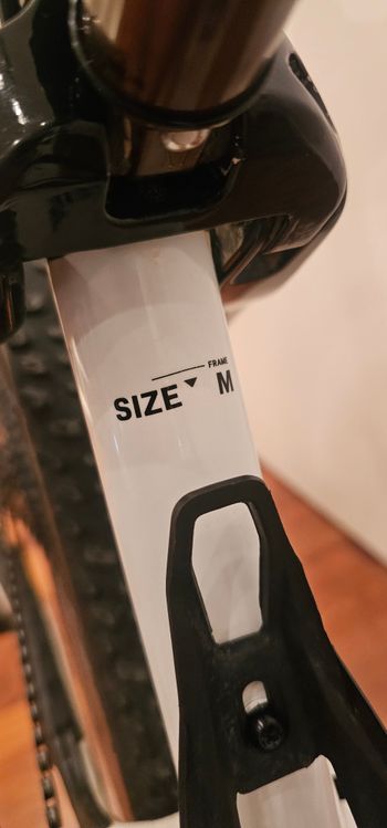 Used Orbea OIZ M-TEAM AXS 2024 2024 Mountainbike — image 6 of 11