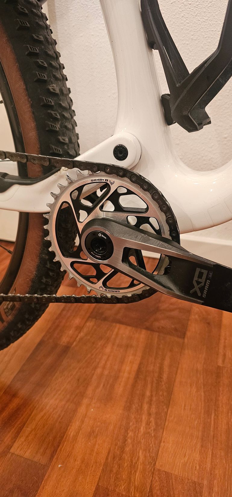 Used Orbea OIZ M-TEAM AXS 2024 2024 Mountainbike — image 8 of 11