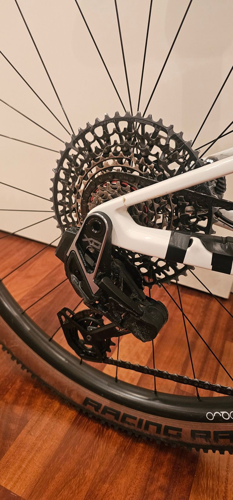 Used Orbea OIZ M-TEAM AXS 2024 2024 Mountainbike — image 1 of 11