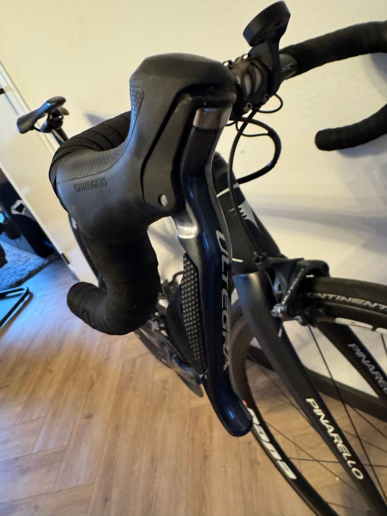 Used Pinarello DOGMA F10 Team Sky 2018 2018 Road & Gravel — image 6 of 13
