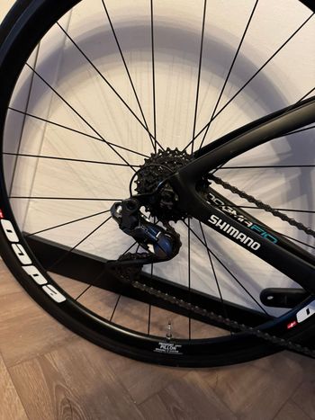 Used Pinarello DOGMA F10 Team Sky 2018 2018 Road & Gravel — image 4 of 13