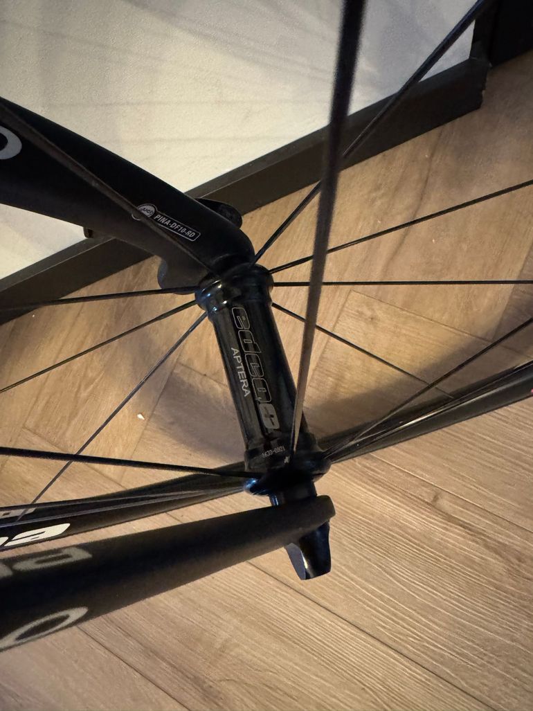 Used Pinarello DOGMA F10 Team Sky 2018 2018 Road & Gravel — image 7 of 13