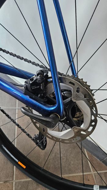 Used Giant Tcr Shimano 105 Di2 2024 Road & Gravel, Blue — image 4 of 10