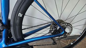 Used Giant Tcr Shimano 105 Di2 2024 Road & Gravel, Blue — image 9 of 10