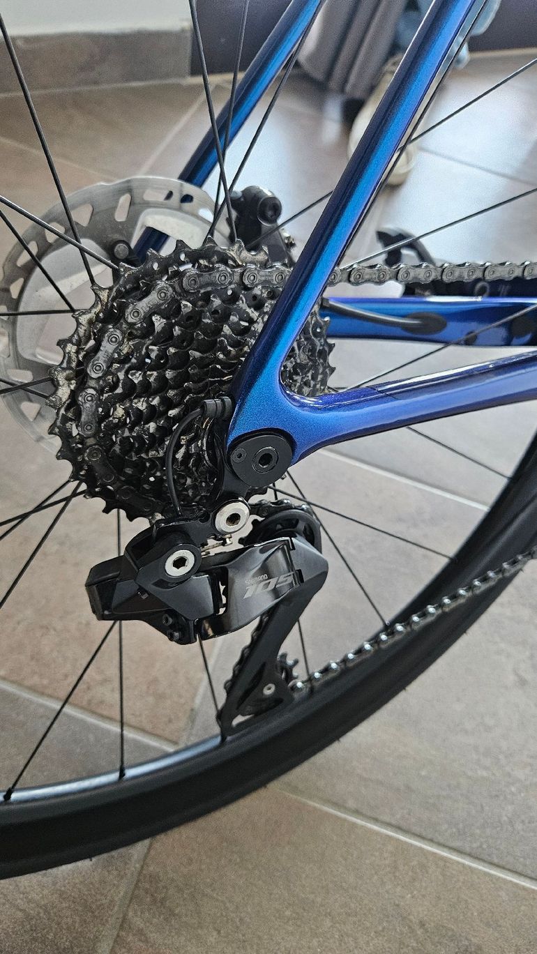 Used Giant Tcr Shimano 105 Di2 2024 Road & Gravel, Blue — image 3 of 10