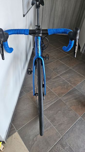Used Giant Tcr Shimano 105 Di2 2024 Road & Gravel, Blue — image 7 of 10